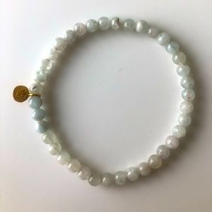 Satya stretch bracelet with Ganesha charm